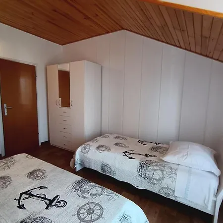 In With Sea View, Terrace, Air Conditioning, Wifi 5155-2 * Primosten
