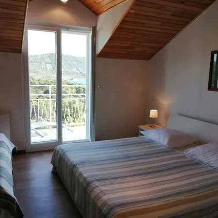 Apartment In With Sea View, Terrace, Air Conditioning, Wifi 5155-2