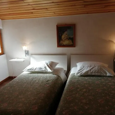 In With Sea View, Terrace, Air Conditioning, Wifi 5155-2 아파트 프리모스턴