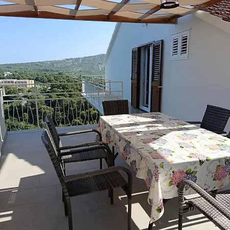 In With Sea View, Terrace, Air Conditioning, Wifi 5155-2 * Primosten