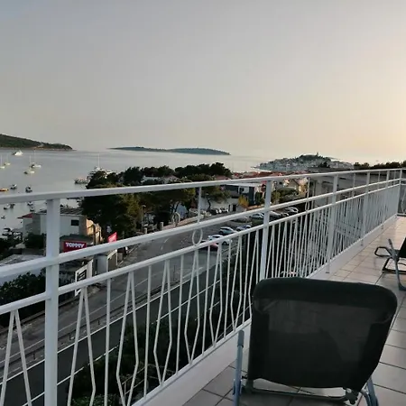 아파트 In With Sea View, Terrace, Air Conditioning, Wifi 5155-2