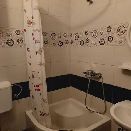 In With Sea View, Terrace, Air Conditioning, Wifi 5155-2 아파트 프리모스턴