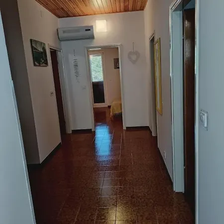 In With Sea View, Terrace, Air Conditioning, Wifi 5155-2 Primosten