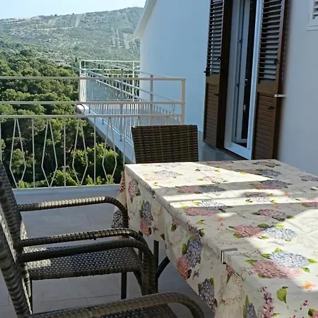 In With Sea View, Terrace, Air Conditioning, Wifi 5155-2 아파트 프리모스턴