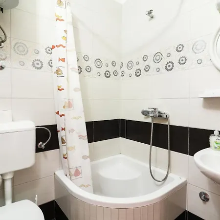 In With Sea View, Terrace, Air Conditioning, Wifi 5155-2 Apartment